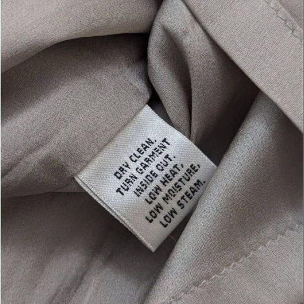 St‎ John Skirt Size 16 Light Grey Pencil Skirt Knee Length Zipper Made in USA - Picture 6 of 9
